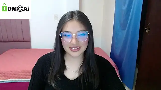 Snapshot of phoenixxxx777 chatting on 03-10-26, 03:17 phoenixxxx777 online show from 03-10-26, 03:17