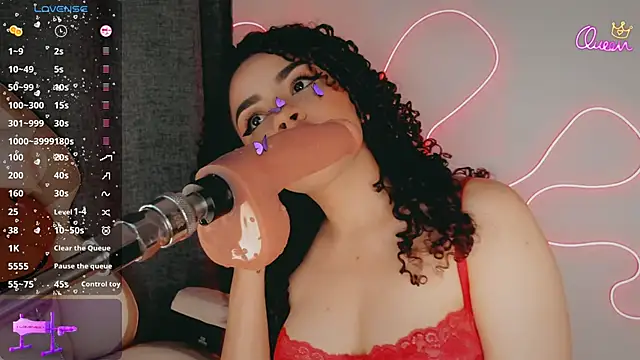 Snapshot of Queen_Deepthroat chatting on 02-08-26, 11:30 Queen Deepthroat online show from 02-08-26, 11:30