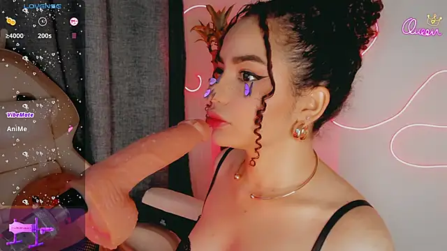 Snapshot of Queen_Deepthroat chatting on 02-19-26, 10:39 Queen Deepthroat online show from 02-19-26, 10:39