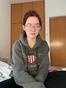 Snapshot of RoxiBlack chatting on 02-12-26, 09:48 RoxiBlack online show from 02-12-26, 09:48