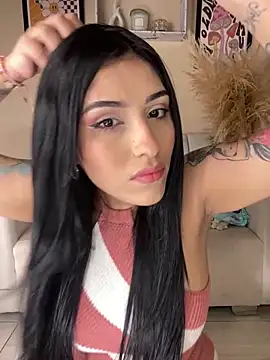 Snapshot of Sweetie_Arianna chatting on 03-25-26, 04:29 Sweetie Arianna online show from 03-25-26, 04:29