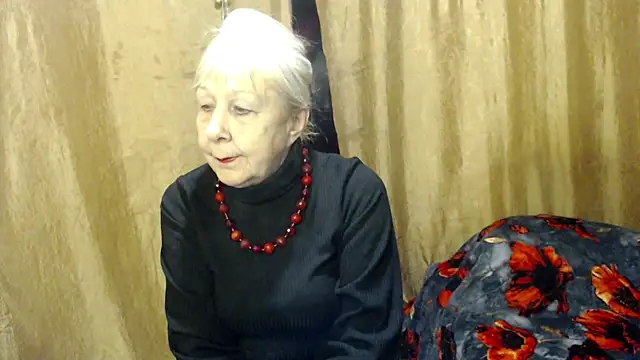  Estelitta 5 online show from 03-17-25, 06:00