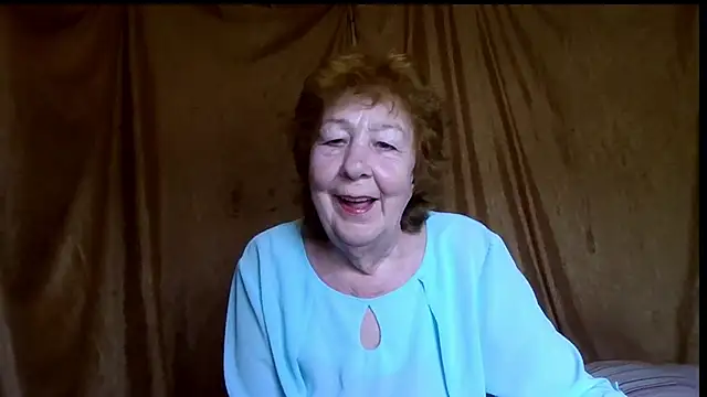  Estelitta 5 online show from 06-21-26, 11:02