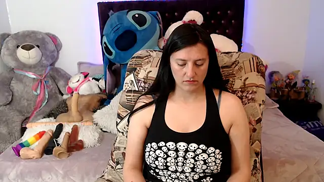 Snapshot of Lorenahot_06 chatting on 03-04-26, 06:36 Lorenahot 06 online show from 03-04-26, 06:36