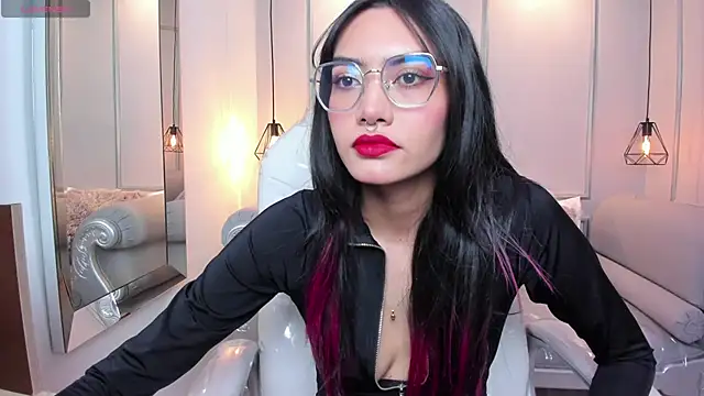 Snapshot of AzuraKindong chatting on 09-29-25, 07:19 AzuraKindong online show from 09-29-25, 07:19