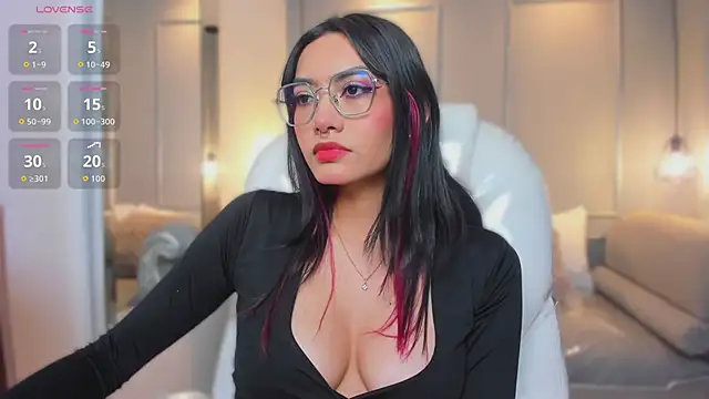 Snapshot of AzuraKindong chatting on 02-03-26, 07:19 AzuraKindong online show from 02-03-26, 07:19