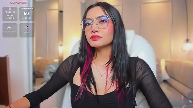 Snapshot of AzuraKindong chatting on 02-10-26, 07:18 AzuraKindong online show from 02-10-26, 07:18