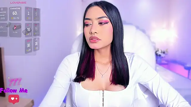 AzuraKindong online show from 06-19-26, 07:28