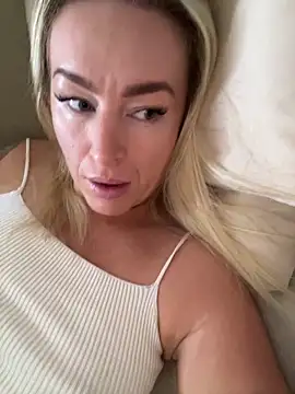 Snapshot of ChristyAdair chatting on 12-02-24, 03:14 ChristyAdair online show from 12-02-24, 03:14