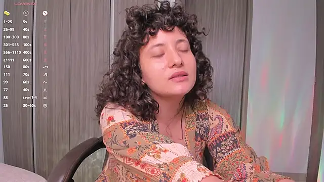 Snapshot of orchide_ chatting on 03-18-25, 04:37 orchide online show from 03-18-25, 04:37