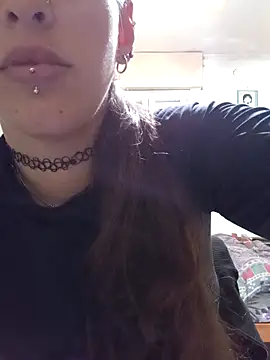 Snapshot of Zorrita_Fox chatting on 10-20-25, 01:17 Zorrita Fox online show from 10-20-25, 01:17