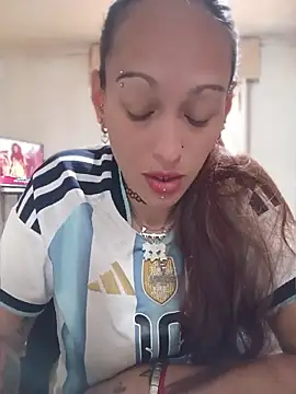 Zorrita Fox online show from 06-12-26, 05:23