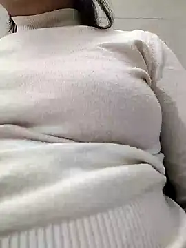 Husnpari20 online show from 12-15-24, 01:43