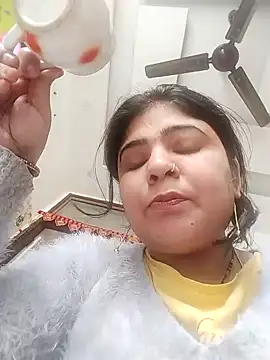 Husnpari20 online show from 12-25-24, 05:26