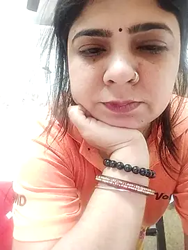 Husnpari20 online show from 02-18-25, 04:37