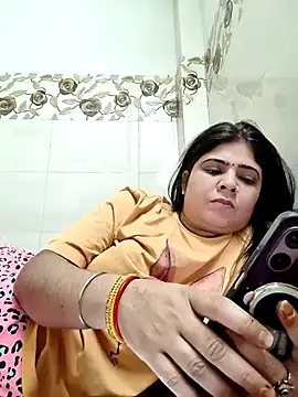 Husnpari20 online show from 03-04-25, 10:13