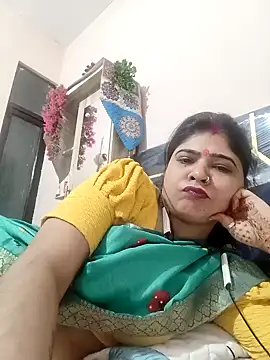 Snapshot of Husnpari20 chatting on 03-26-26, 04:18 Husnpari20 online show from 03-26-26, 04:18