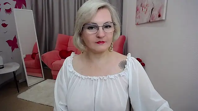 BlondeBrilliant7 online show from 12-16-24, 02:57