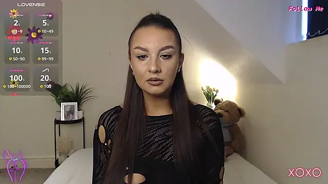 Snapshot of SecretSienna chatting on 03-16-25, 08:10 SecretSienna online show from 03-16-25, 08:10