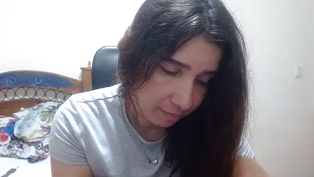 Snapshot of Ainhoa-hot chatting on 06-09-26, 07:14 Ainhoa-hot online show from 06-09-26, 07:14