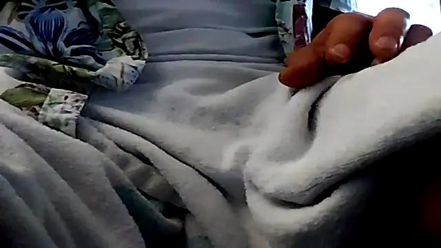 Snapshot of Pegg-fist-me chatting on 06-07-26, 05:22 Pegg-fist-me online show from 06-07-26, 05:22