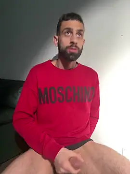 Snapshot of hugoprada chatting on 01-17-25, 03:43 hugoprada online show from 01-17-25, 03:43