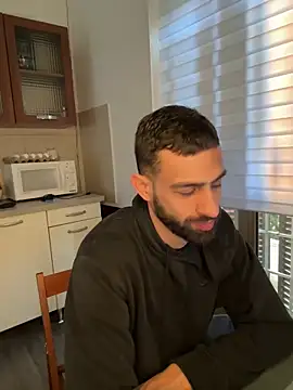 Snapshot of hugoprada chatting on 01-24-25, 08:23 hugoprada online show from 01-24-25, 08:23