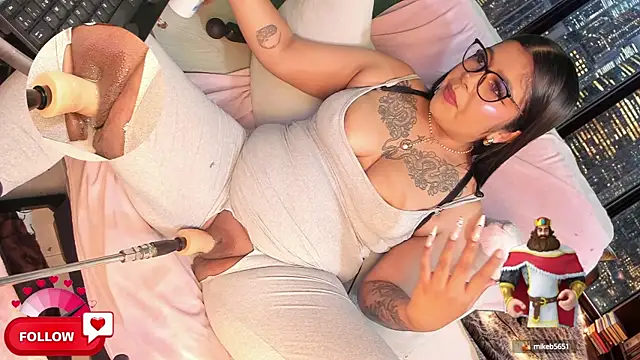 shayna manson  online show from 03-08-25, 05:17