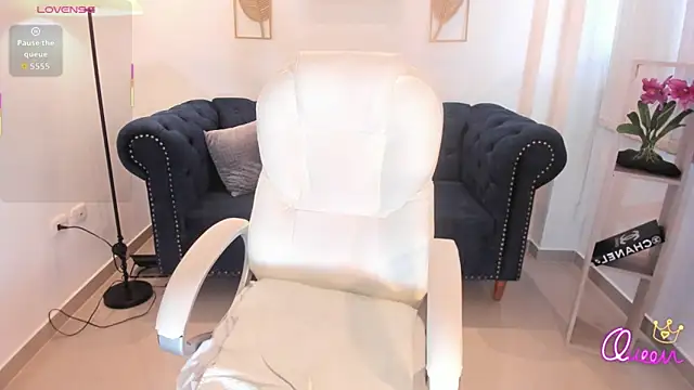 Aida adams online show from 02-25-26, 12:37