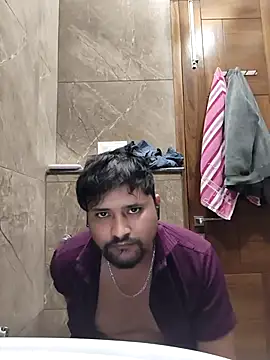 Snapshot of Tejpaljoshi chatting on 02-06-26, 04:54 Tejpaljoshi online show from 02-06-26, 04:54