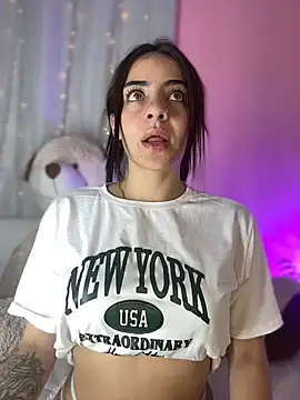 Snapshot of hannacruzsj chatting on 01-08-26, 05:21 hannacruzsj online show from 01-08-26, 05:21