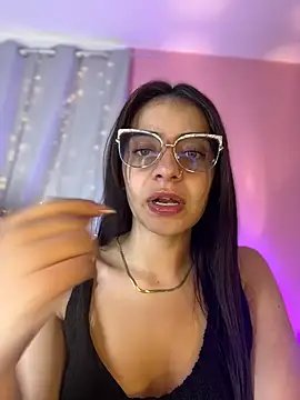 Snapshot of hannacruzsj chatting on 01-13-26, 02:44 hannacruzsj online show from 01-13-26, 02:44