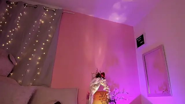 Snapshot of hannacruzsj chatting on 03-07-26, 06:43 hannacruzsj online show from 03-07-26, 06:43