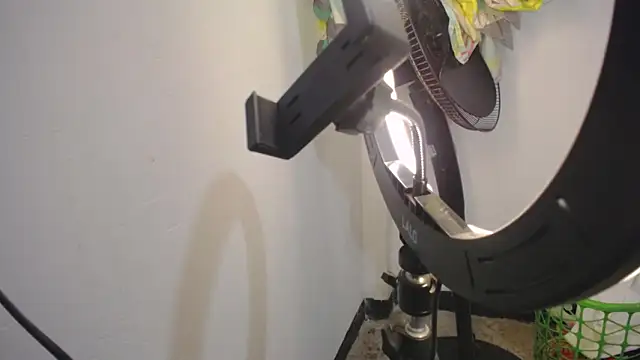 Stepmom slut 50 online show from 01-23-25, 10:33