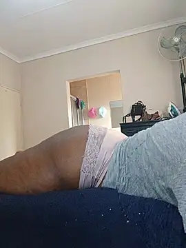 curvybigAssxx online show from 07-23-26, 06:33