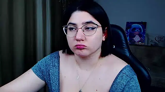 Snapshot of Crazy_Bunya chatting on 12-14-24, 02:21 Crazy Bunya online show from 12-14-24, 02:21