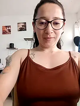 emilypoppy3 online show from 02-24-26, 08:29