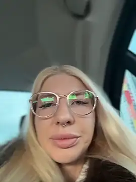 Snapshot of NewLale chatting on 02-01-26, 04:00 NewLale online show from 02-01-26, 04:00