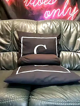 Melody87 online show from 02-06-25, 12:43