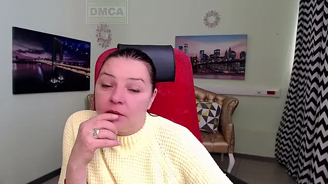 Snapshot of Lily_flower7 chatting on 04-29-26, 04:49 Lily flower7 online show from 04-29-26, 04:49