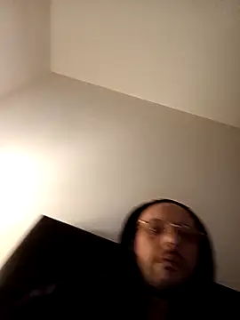 Guitccch online show from 04-24-26, 05:37