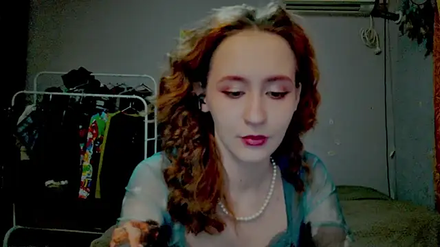Snapshot of JoannaTompson chatting on 03-19-26, 01:09 JoannaTompson online show from 03-19-26, 01:09