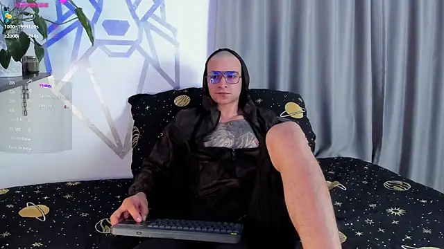 Aron-santoro online show from 12-28-24, 04:08