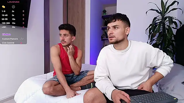 Aron-santoro online show from 04-28-26, 04:23