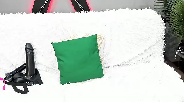 DaisyMun online show from 02-26-25, 04:47