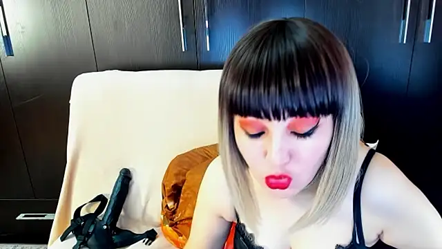 Snapshot of DaisyMun chatting on 02-14-26, 04:20 DaisyMun online show from 02-14-26, 04:20