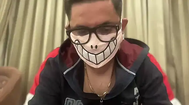 Snapshot of slavekinky001 chatting on 01-05-25, 07:28 slavekinky001 online show from 01-05-25, 07:28