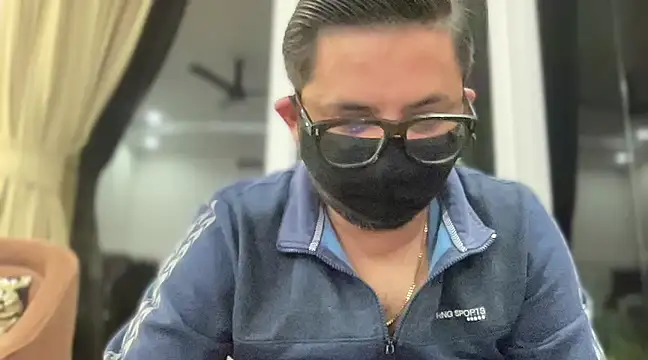 Snapshot of slavekinky001 chatting on 02-03-25, 07:10 slavekinky001 online show from 02-03-25, 07:10