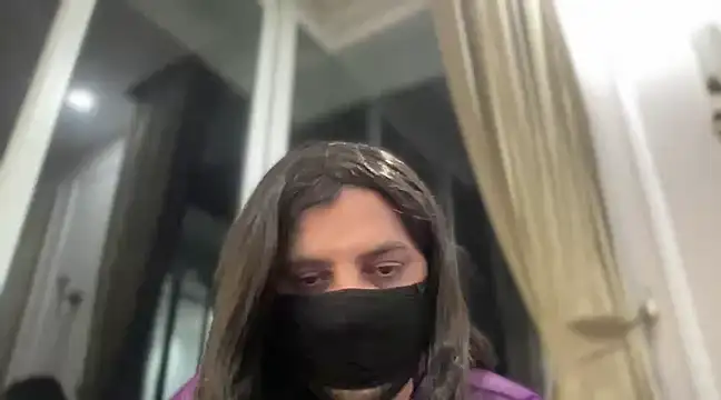 Snapshot of slavekinky001 chatting on 02-24-25, 07:41 slavekinky001 online show from 02-24-25, 07:41