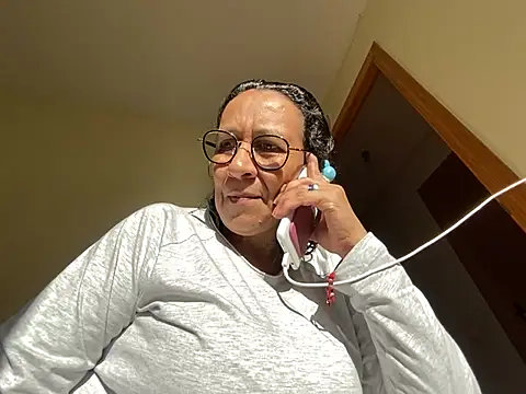 sweeviolet online show from 12-14-24, 02:10